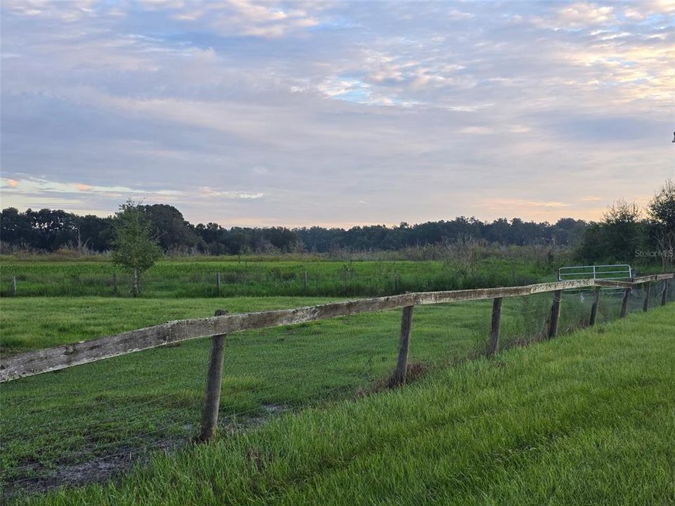 待售: $350,000 (10.00 acres)