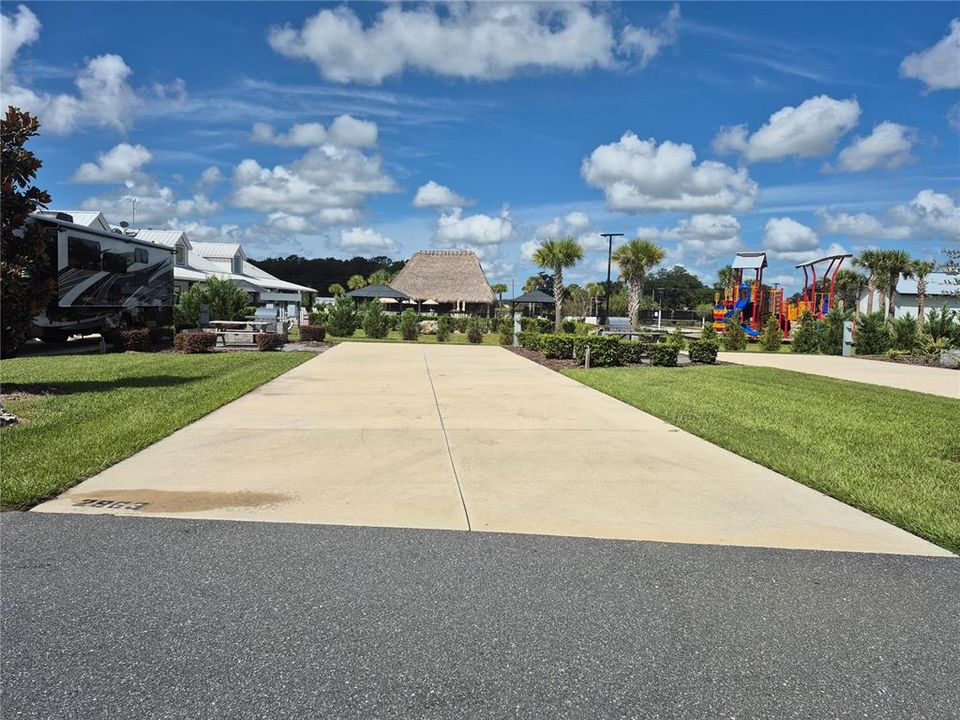 待售: $209,900 (0.07 acres)