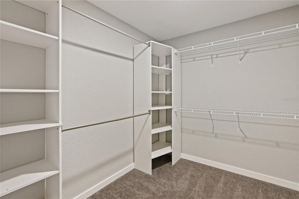 En Venta: $334,000 (2 camas, 2 baños, 1904 Pies cuadrados)