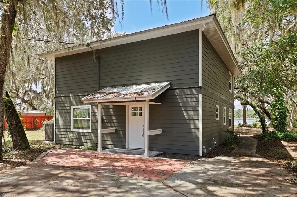 En Venta: $334,000 (2 camas, 2 baños, 1904 Pies cuadrados)