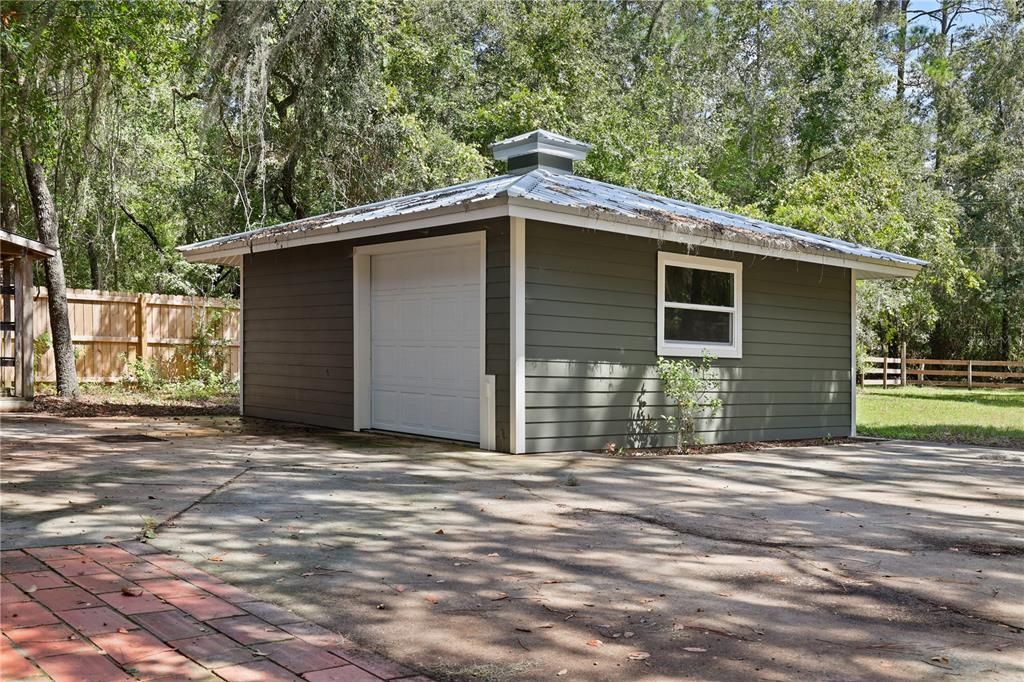 En Venta: $334,000 (2 camas, 2 baños, 1904 Pies cuadrados)