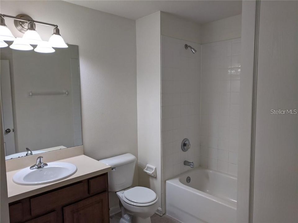 For Rent: $1,950 (3 beds, 2 baths, 1588 Square Feet)