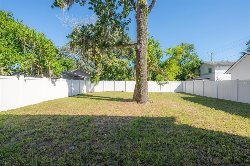 Под контрактом: $741,260 (3 спален, 3 ванн, 2151 Квадратных фут)