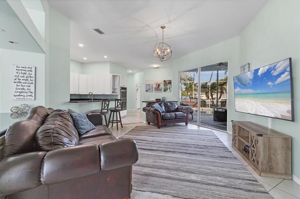 Active With Contract: $760,000 (4 beds, 2 baths, 2340 Square Feet)