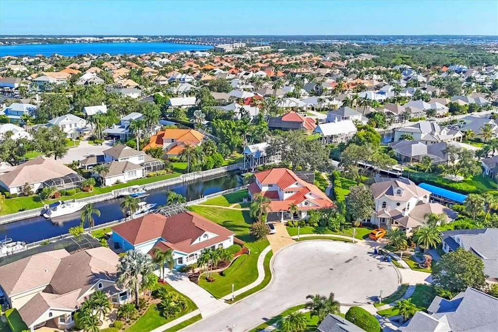 Active With Contract: $760,000 (4 beds, 2 baths, 2340 Square Feet)