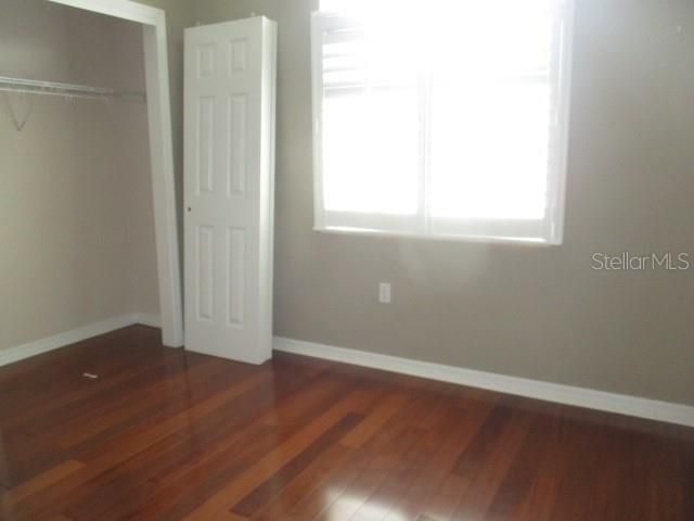 Под контрактом: $279,000 (3 спален, 2 ванн, 1984 Квадратных фут)