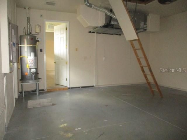 Под контрактом: $279,000 (3 спален, 2 ванн, 1984 Квадратных фут)