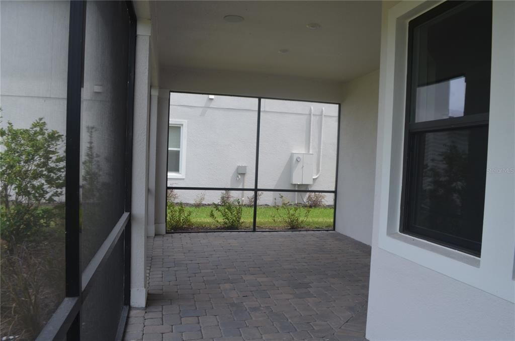 For Rent: $6,800 (6 beds, 5 baths, 5091 Square Feet)