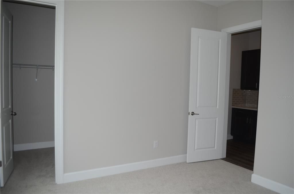 For Rent: $6,800 (6 beds, 5 baths, 5091 Square Feet)