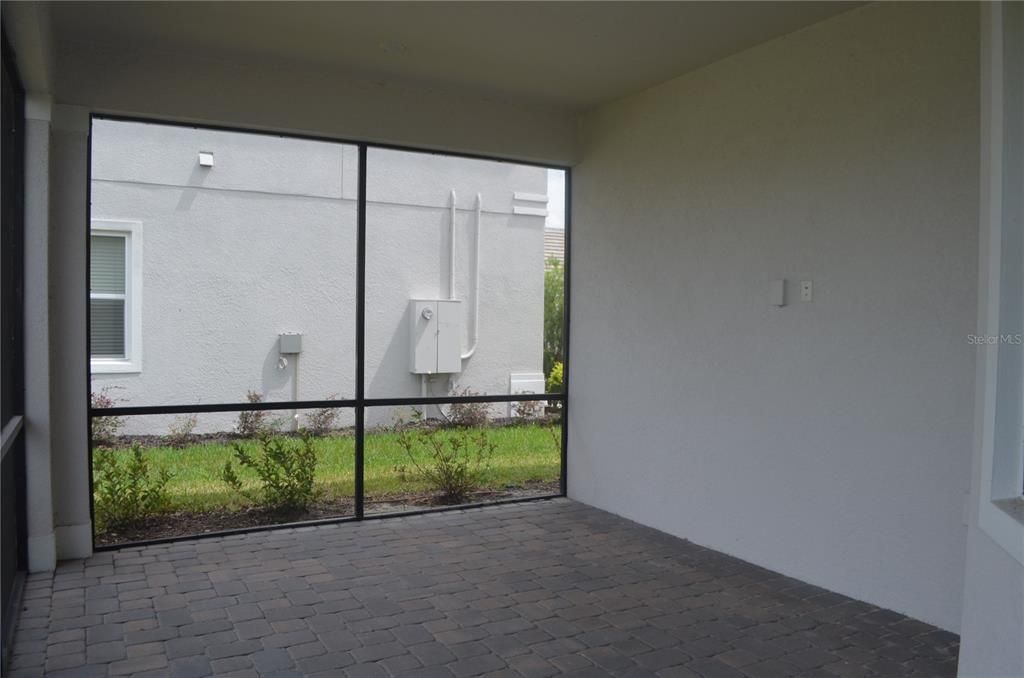 For Rent: $6,800 (6 beds, 5 baths, 5091 Square Feet)