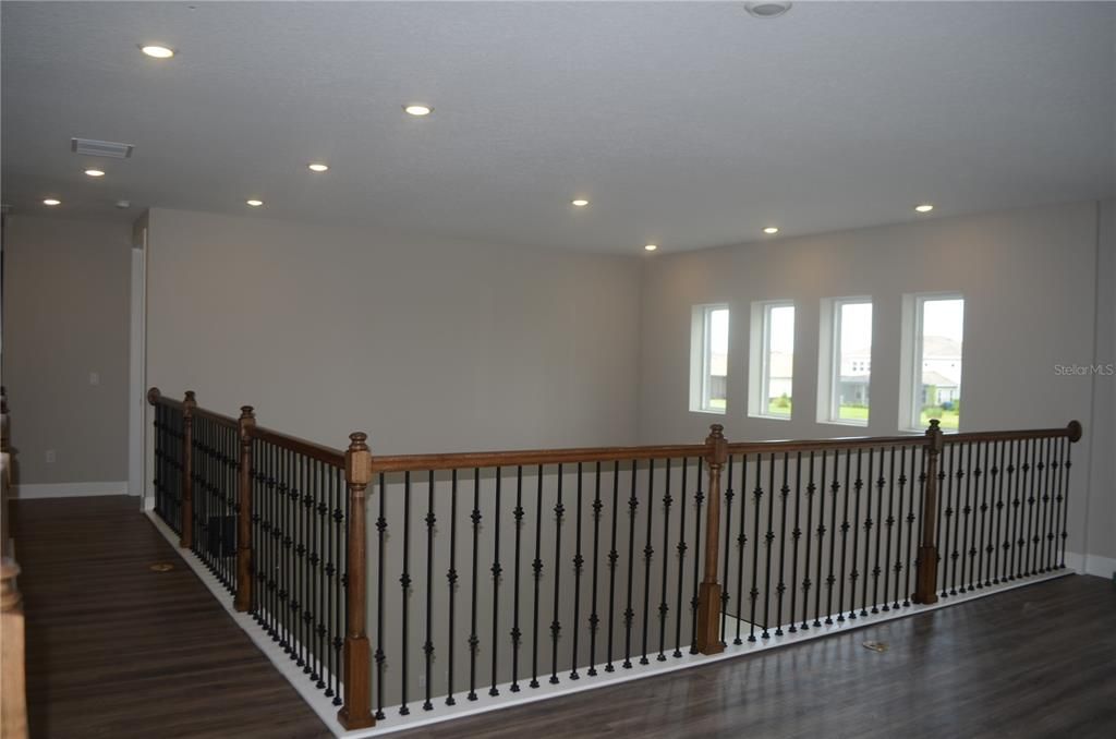 For Rent: $6,800 (6 beds, 5 baths, 5091 Square Feet)