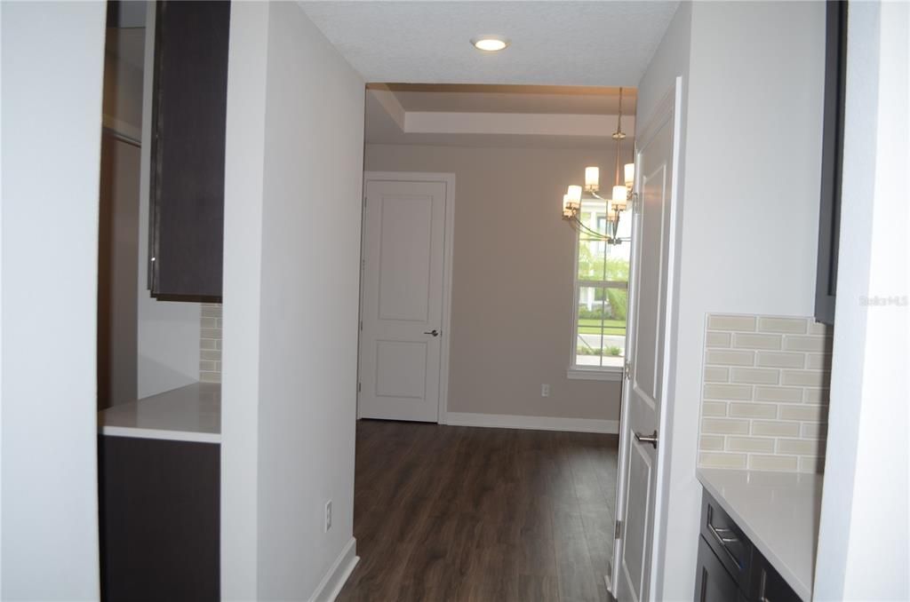 For Rent: $6,800 (6 beds, 5 baths, 5091 Square Feet)