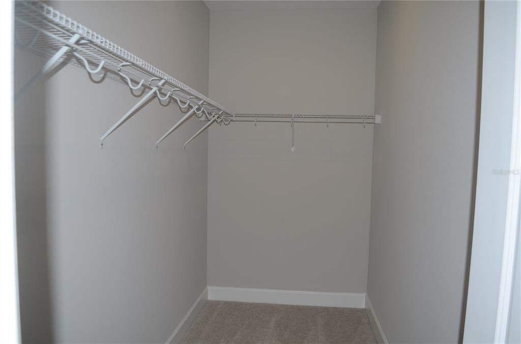 For Rent: $6,800 (6 beds, 5 baths, 5091 Square Feet)