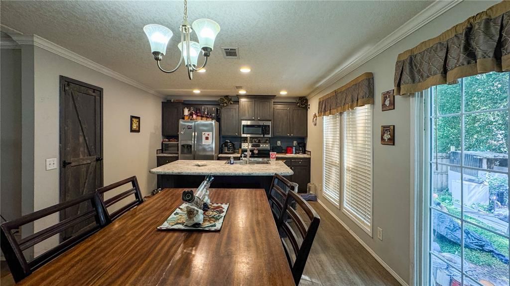 For Sale: $289,000 (4 beds, 3 baths, 1856 Square Feet)