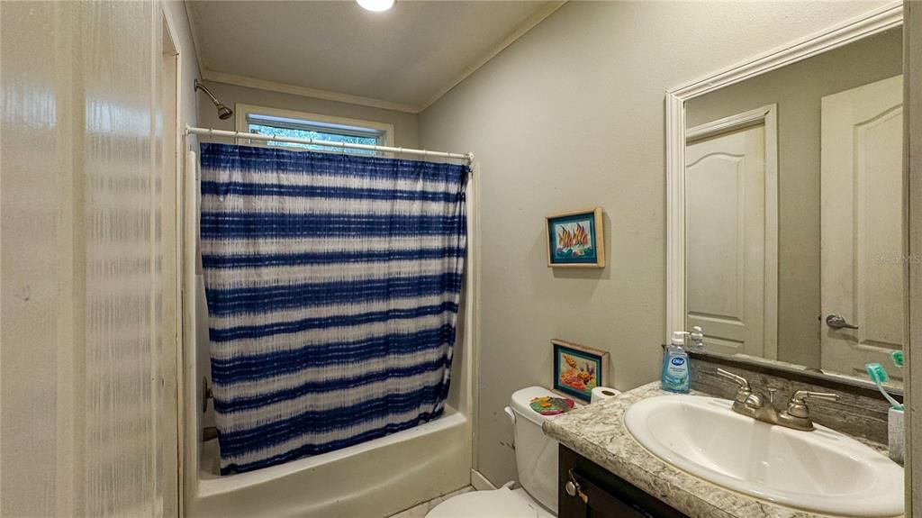 For Sale: $289,000 (4 beds, 3 baths, 1856 Square Feet)