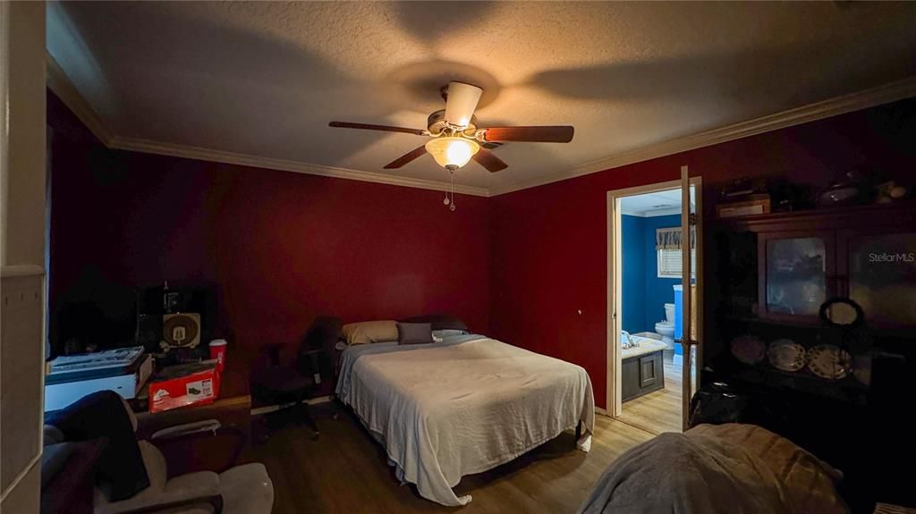 For Sale: $289,000 (4 beds, 3 baths, 1856 Square Feet)