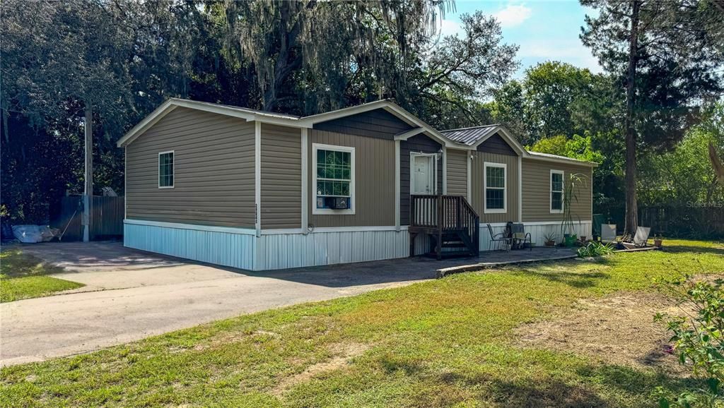 For Sale: $289,000 (4 beds, 3 baths, 1856 Square Feet)