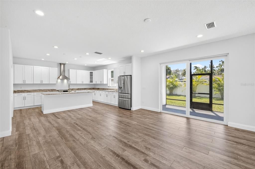 Active With Contract: $750,000 (3 beds, 2 baths, 2509 Square Feet)