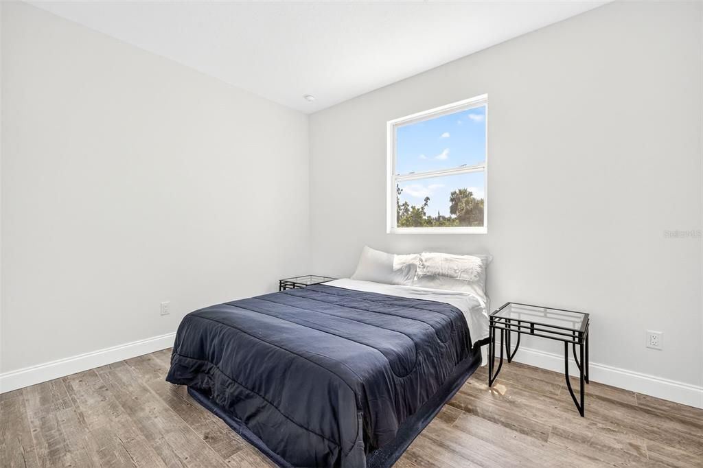 Active With Contract: $750,000 (3 beds, 2 baths, 2509 Square Feet)