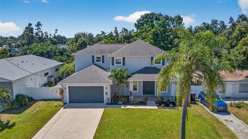 Active With Contract: $750,000 (3 beds, 2 baths, 2509 Square Feet)