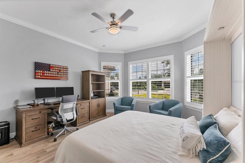 Под контрактом: $1,475,000 (3 спален, 3 ванн, 3026 Квадратных фут)