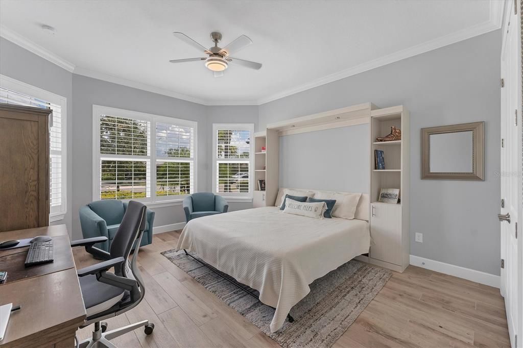 Под контрактом: $1,475,000 (3 спален, 3 ванн, 3026 Квадратных фут)