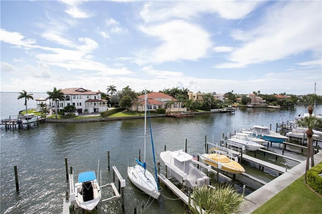 出租: $4,800 (2 贝兹, 2 浴室, 1365 平方英尺)