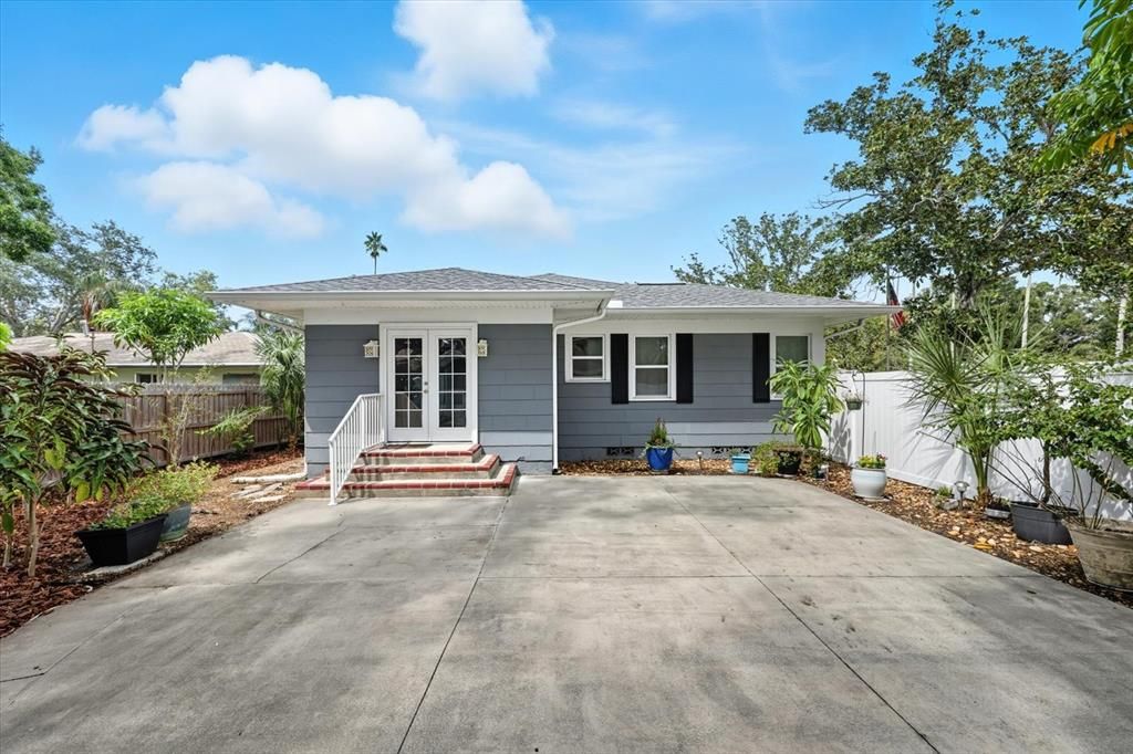 Activo con contrato: $499,999 (3 camas, 2 baños, 1509 Pies cuadrados)