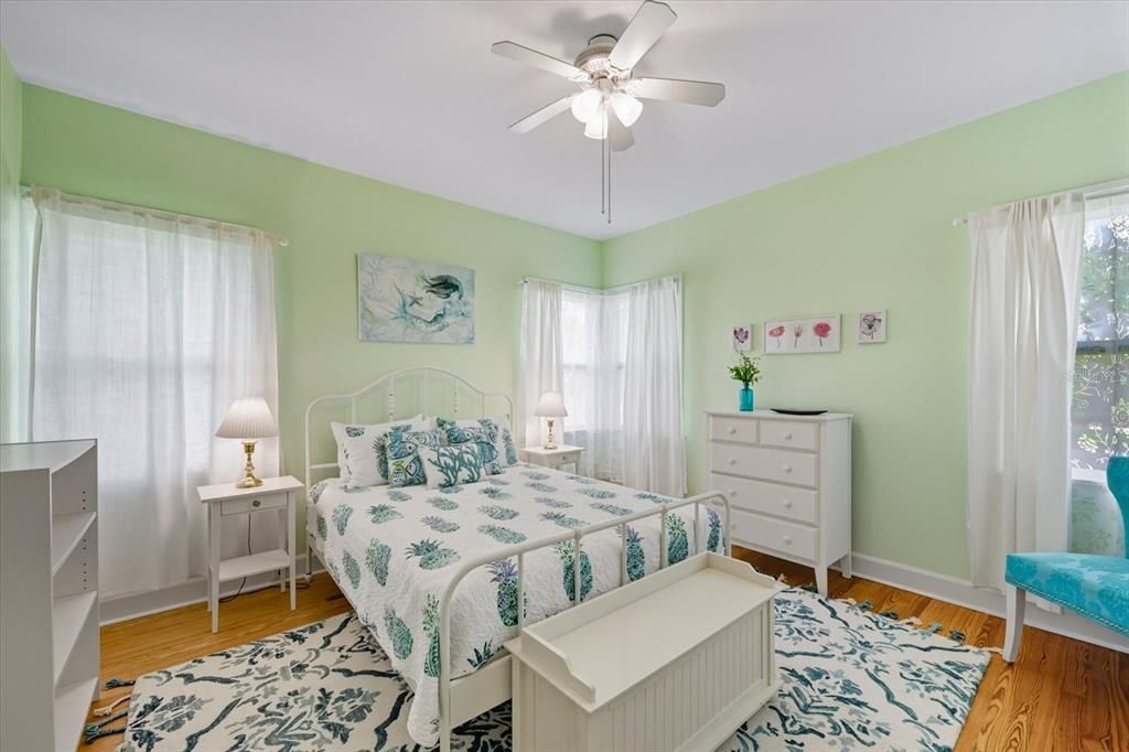 Activo con contrato: $499,999 (3 camas, 2 baños, 1509 Pies cuadrados)