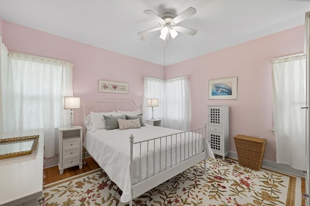 Activo con contrato: $499,999 (3 camas, 2 baños, 1509 Pies cuadrados)