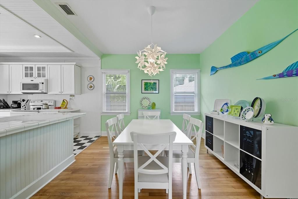 Activo con contrato: $499,999 (3 camas, 2 baños, 1509 Pies cuadrados)