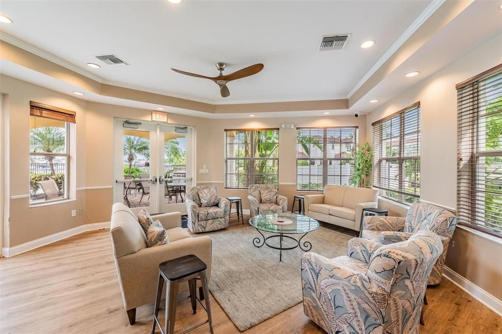 For Sale: $420,000 (2 beds, 2 baths, 1758 Square Feet)