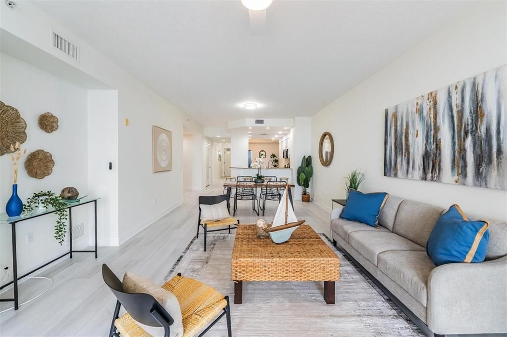 For Sale: $420,000 (2 beds, 2 baths, 1758 Square Feet)