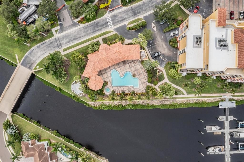 For Sale: $420,000 (2 beds, 2 baths, 1758 Square Feet)