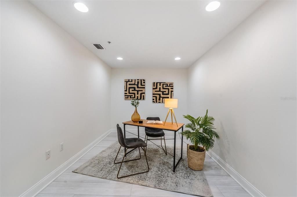 For Sale: $420,000 (2 beds, 2 baths, 1758 Square Feet)