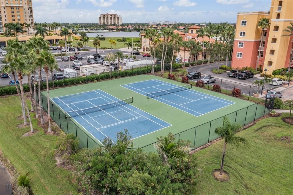 For Sale: $420,000 (2 beds, 2 baths, 1758 Square Feet)