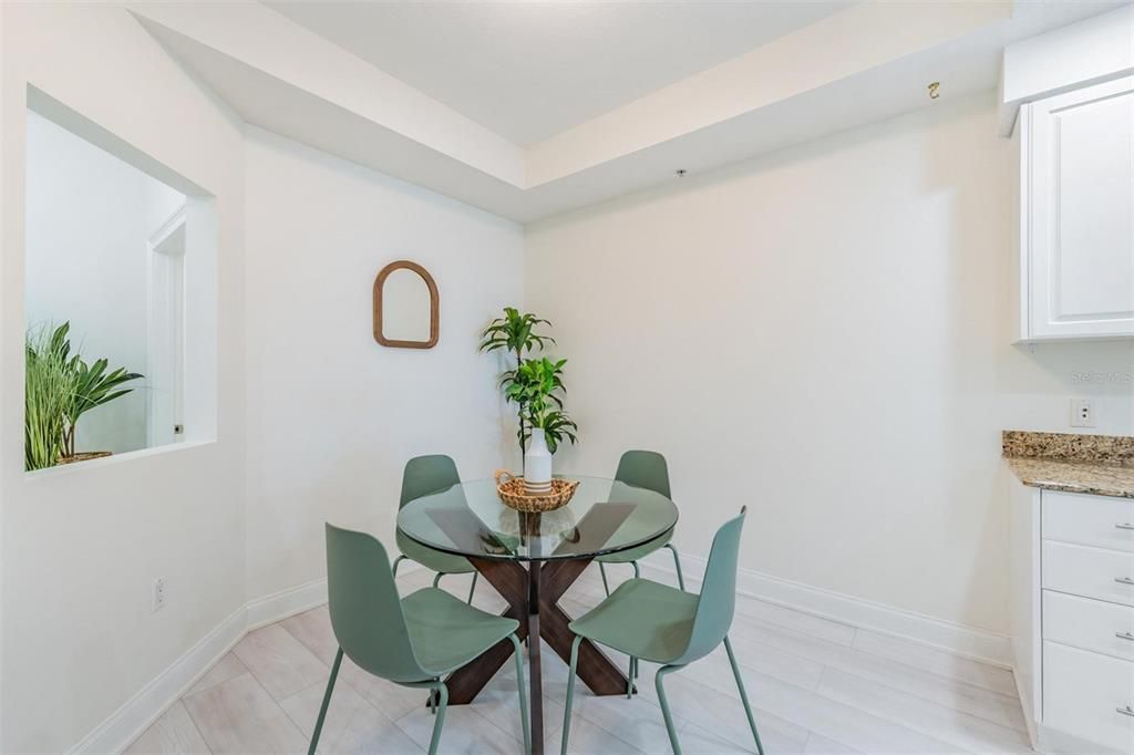 For Sale: $420,000 (2 beds, 2 baths, 1758 Square Feet)