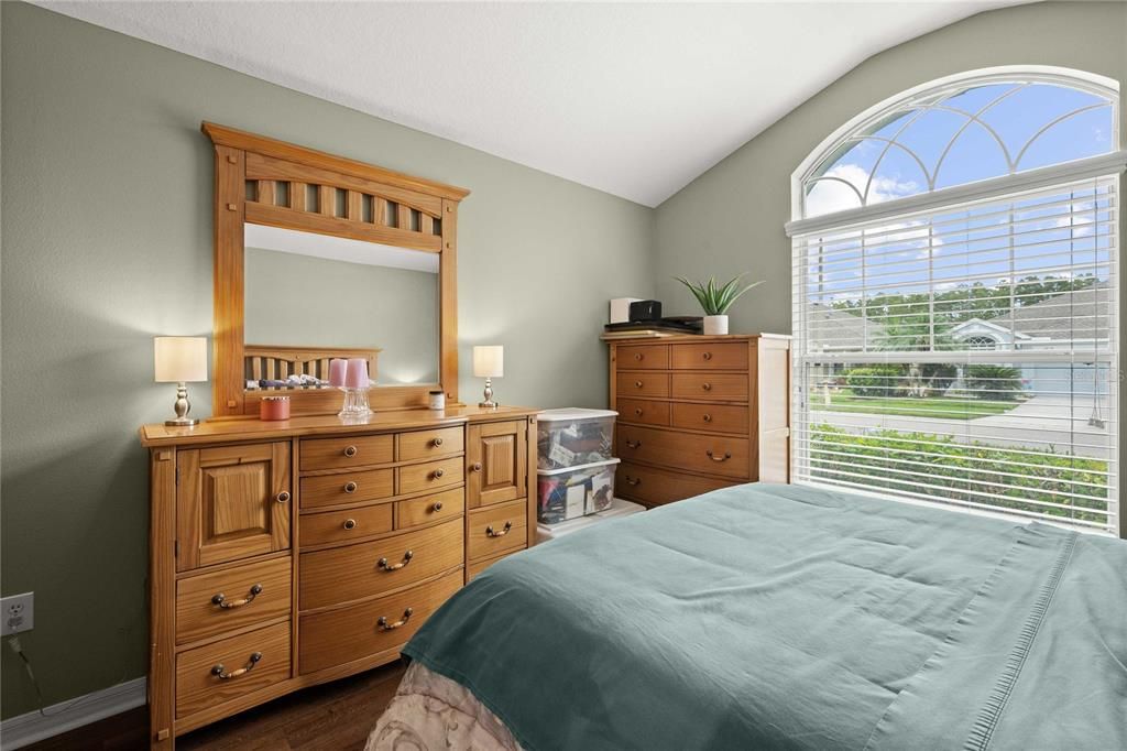 Active With Contract: $350,000 (2 beds, 2 baths, 1722 Square Feet)