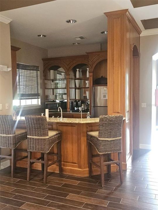 For Sale: $265,000 (3 beds, 2 baths, 1346 Square Feet)