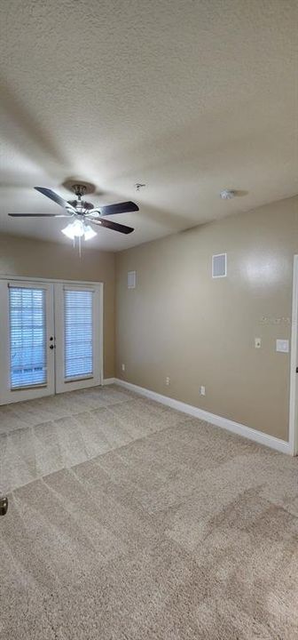 For Sale: $265,000 (3 beds, 2 baths, 1346 Square Feet)