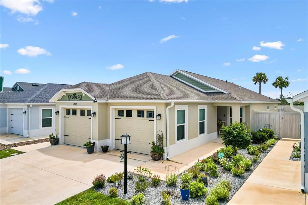Active With Contract: $369,000 (3 beds, 2 baths, 1499 Square Feet)