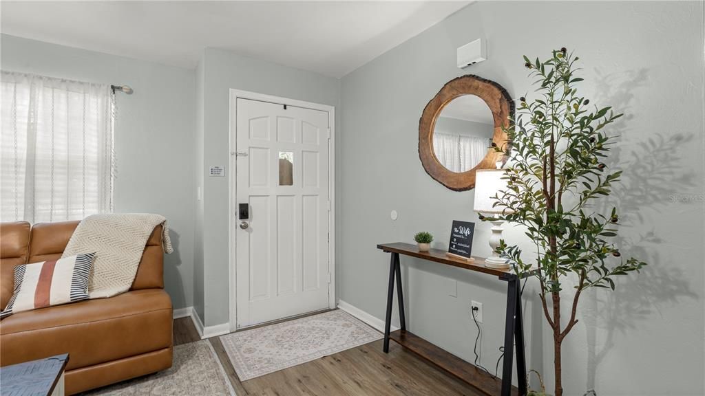 For Sale: $268,900 (3 beds, 2 baths, 1188 Square Feet)