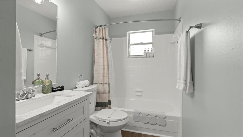 For Sale: $268,900 (3 beds, 2 baths, 1188 Square Feet)