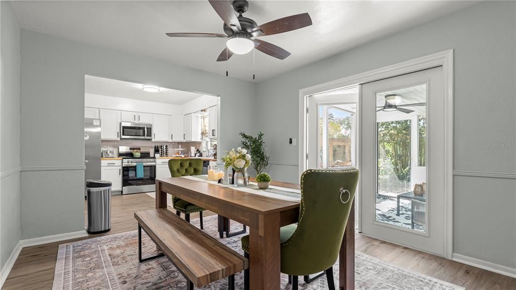 For Sale: $268,900 (3 beds, 2 baths, 1188 Square Feet)