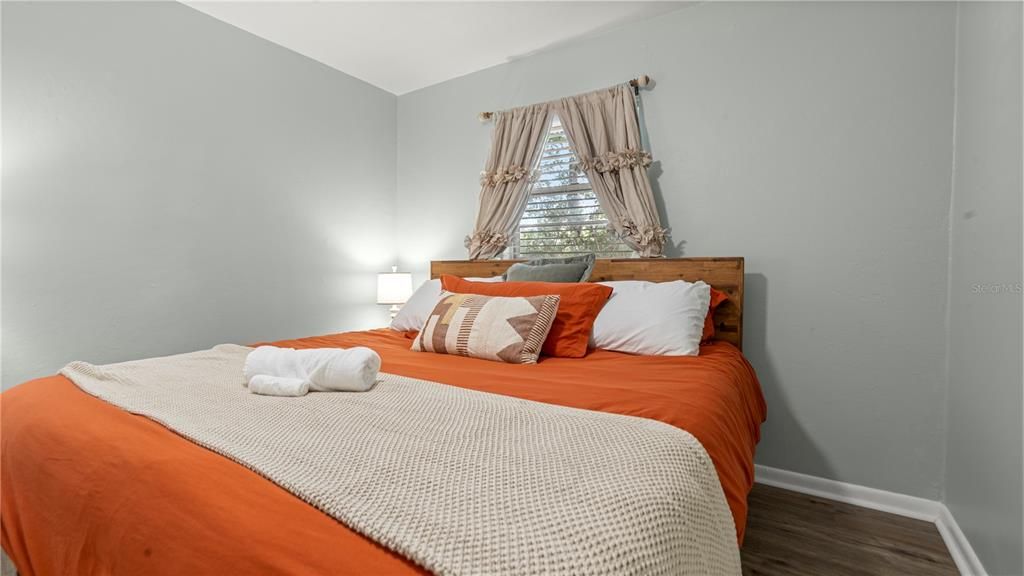 For Sale: $268,900 (3 beds, 2 baths, 1188 Square Feet)