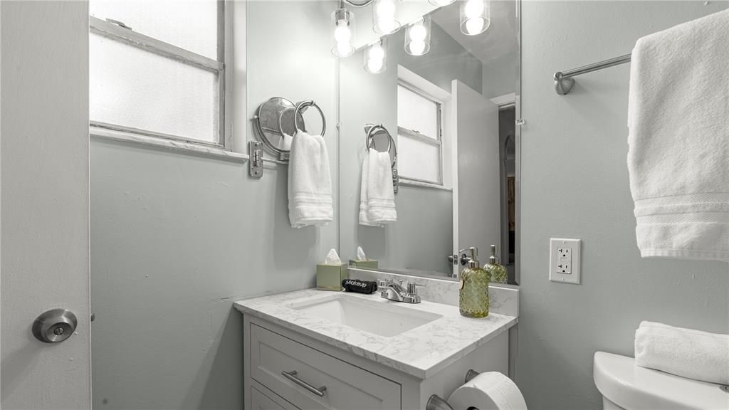 For Sale: $268,900 (3 beds, 2 baths, 1188 Square Feet)