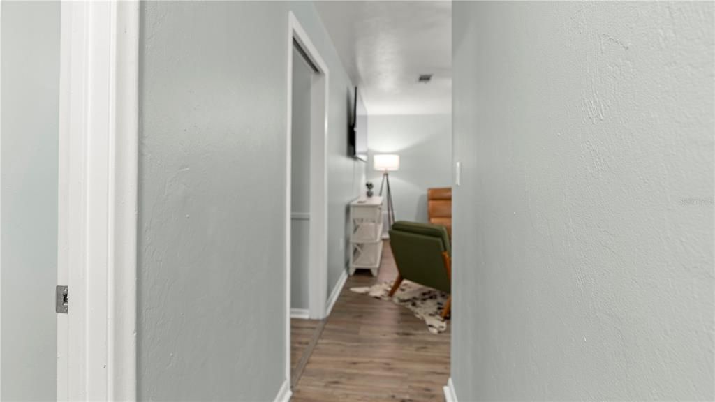 For Sale: $268,900 (3 beds, 2 baths, 1188 Square Feet)