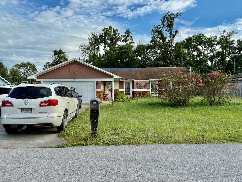 Vendido Recientemente: $200,000 (3 camas, 2 baños, 1664 Pies cuadrados)