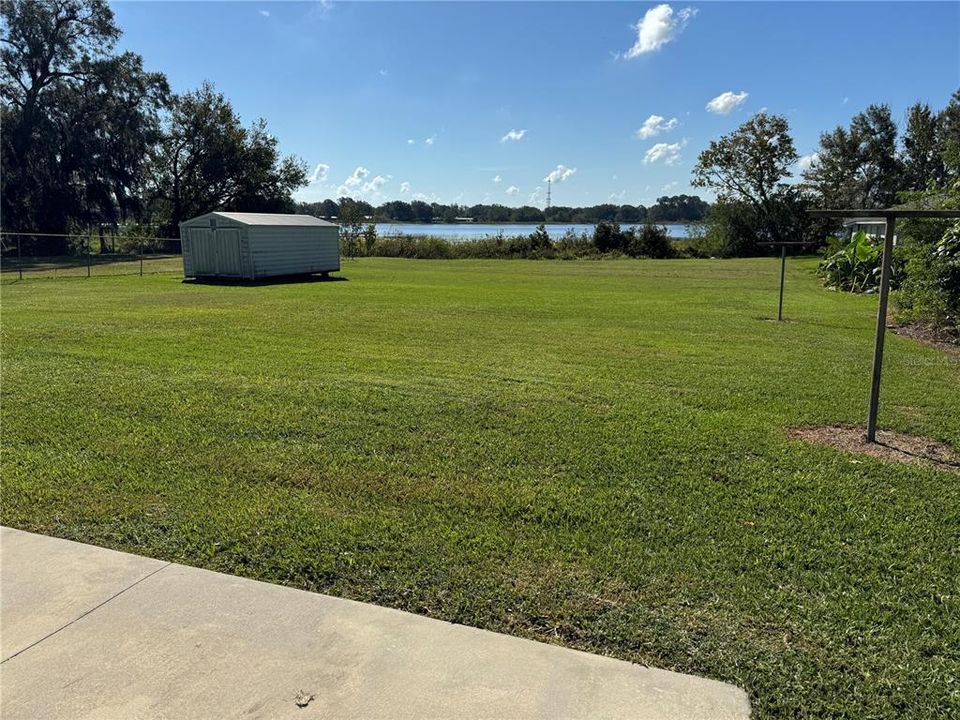 合同活跃: $1,500 (3 贝兹, 2 浴室, 1731 平方英尺)