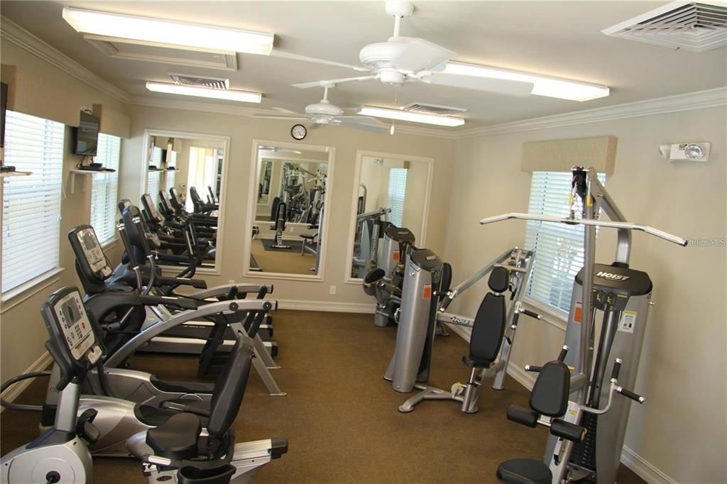 For Rent: $2,250 (3 beds, 2 baths, 1528 Square Feet)